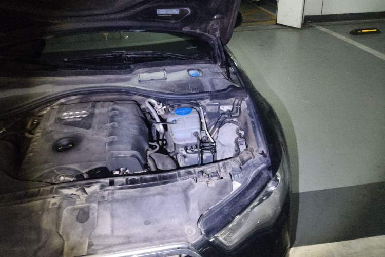 Used Audi A6L 2012 TFSI Standard Model Engine Bay Left