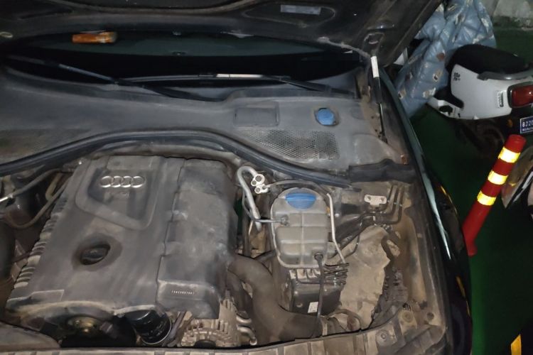 Used Audi A6L 2012 TFSI Standard Model Engine Bay Left