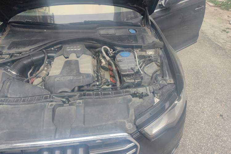 Used Audi A6L 2012 50 TFSI quattro Luxury Model Engine Bay Left