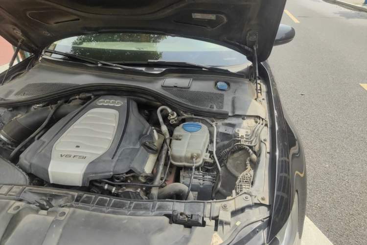 Used Audi A6L 2012 30 FSI Technology Edition Engine Bay Left