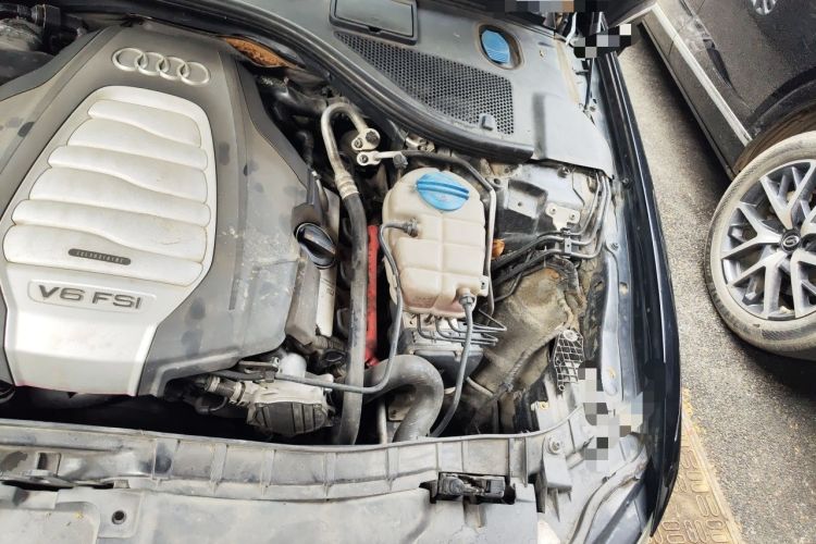 Used Audi A6L 2012 30 FSI Comfort Model Engine Bay Left