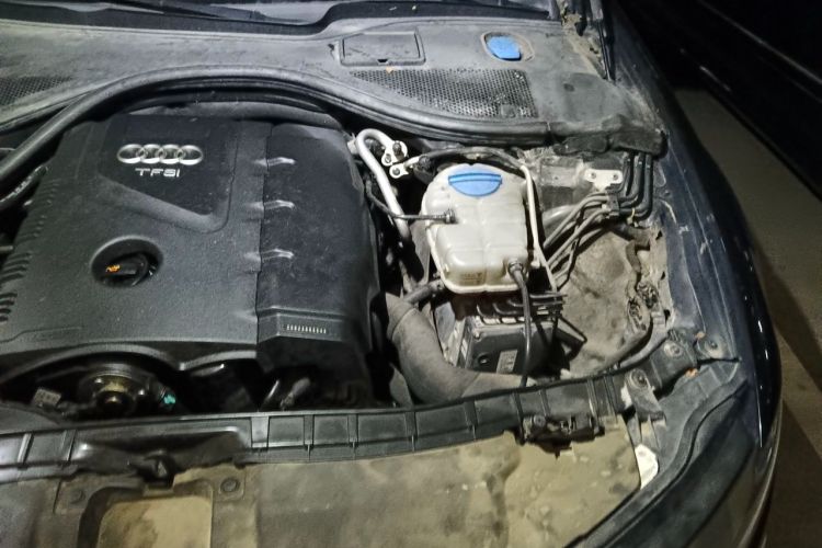Used Audi A6L 2012 TFSI Standard Model Engine Bay Left