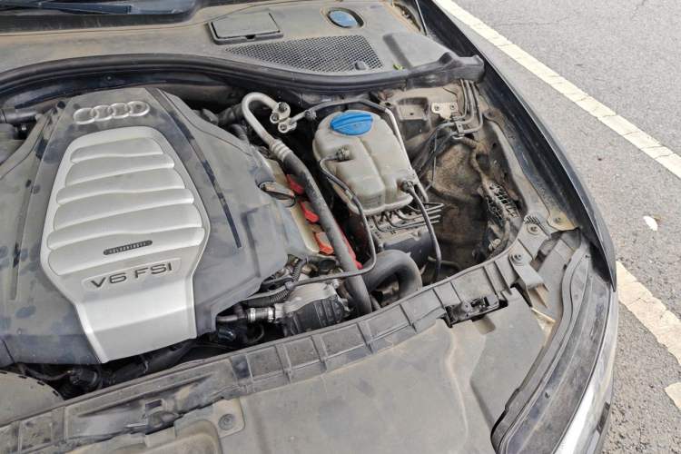 Used Audi A6L 2012 30 FSI Technology Edition Engine Bay Left