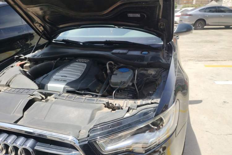 Used Audi A6L 2012 30 FSI Technology Edition Engine Bay Left
