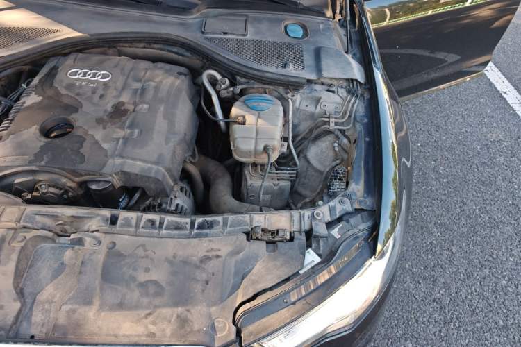 Used Audi A6L 2012 TFSI Standard Model Engine Bay Left