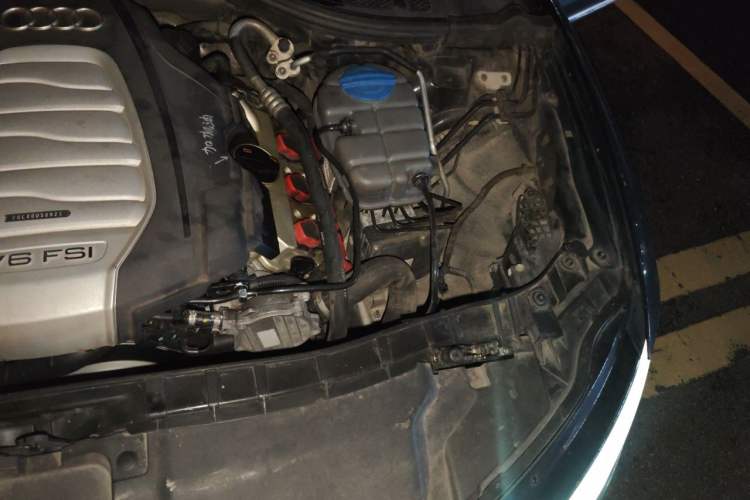 Used Audi A6L 2012 30 FSI Comfort Model Engine Bay Left
