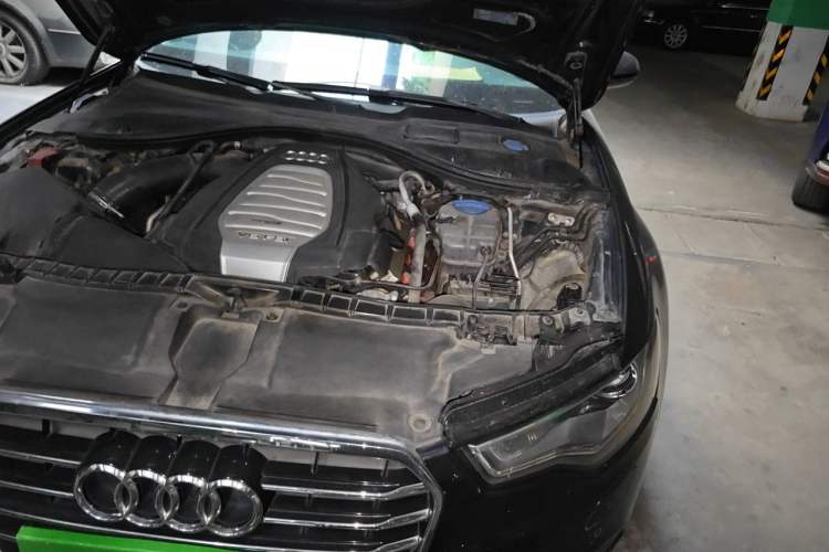 Used Audi A6L 2012 30 FSI Comfort Model Engine Bay Left