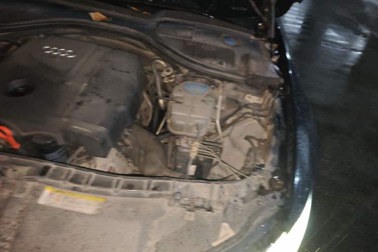 Used Audi A6L 2012 TFSI Comfort Model Engine Bay Left