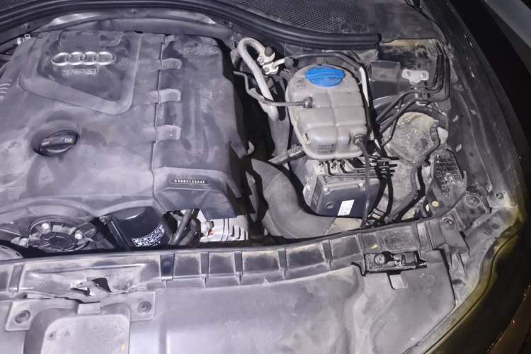 Used Audi A6L 2012 TFSI Standard Model Engine Bay Left
