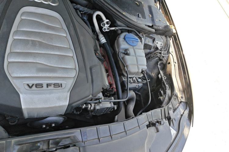 Used Audi A6L 2012 30 FSI Comfort Model Engine Bay Left
