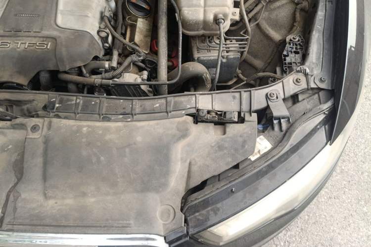 Used Audi A6L 2012 50 TFSI quattro Luxury Model Engine Bay Left