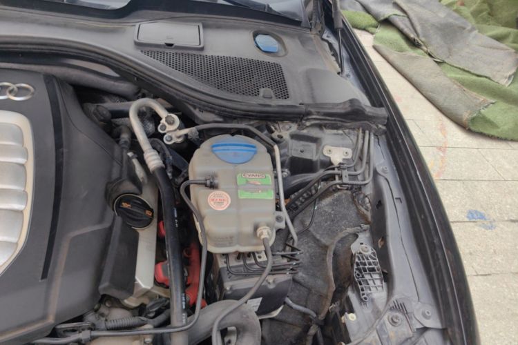 Used Audi A6L 2012 30 FSI Comfort Model Engine Bay Left