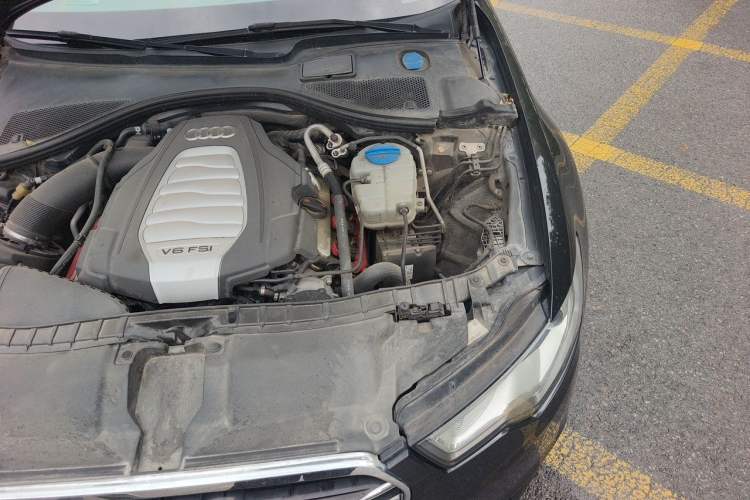 Used Audi A6L 2012 30 FSI Luxury Model Engine Bay Left