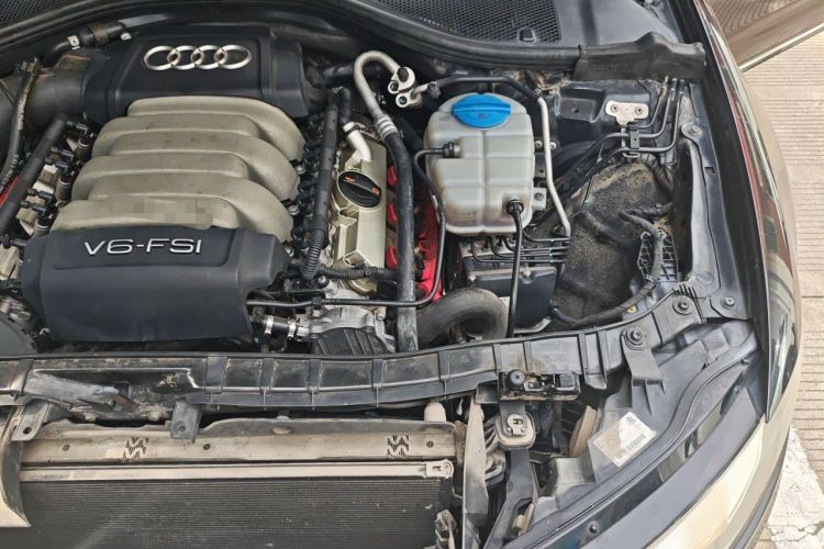 Used Audi A6L 2012 35 FSI Comfort Model Engine Bay Left