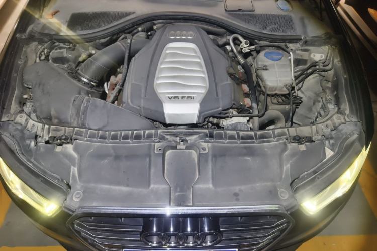 Used Audi A6L 2012 30 FSI Technology Edition Engine Bay