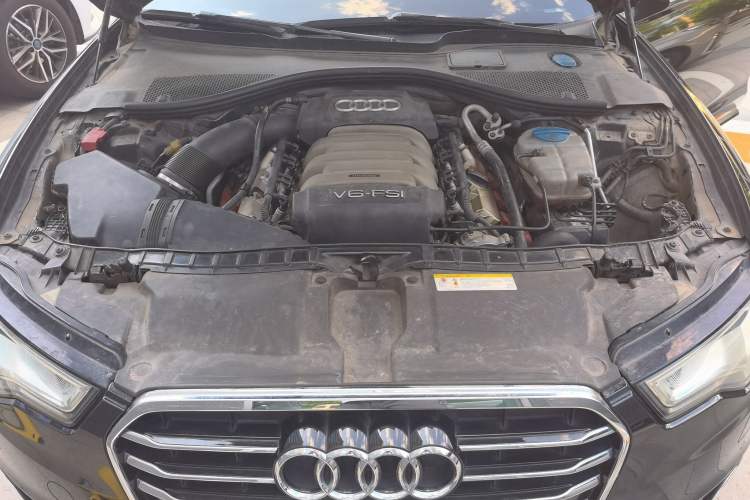 Used Audi A6L 2012 35 FSI Luxury Model Engine Bay