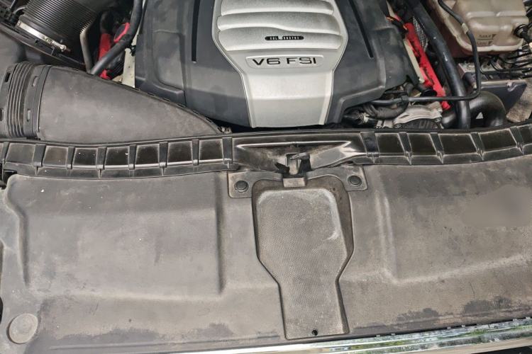 Used Audi A6L 2012 30 FSI Technology Edition Engine Bay