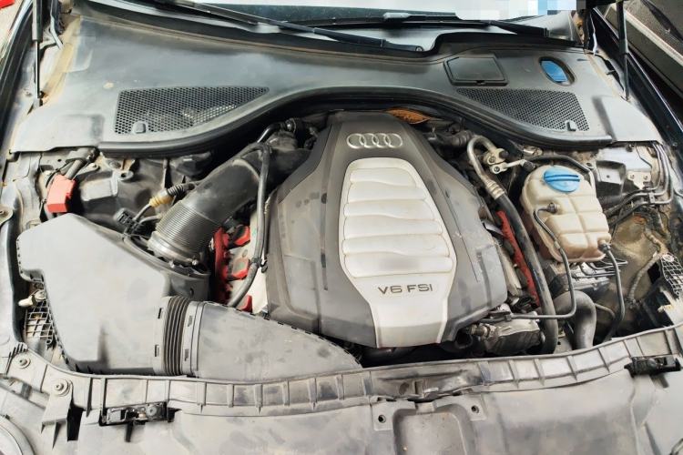 Used Audi A6L 2012 30 FSI Comfort Model Engine Bay