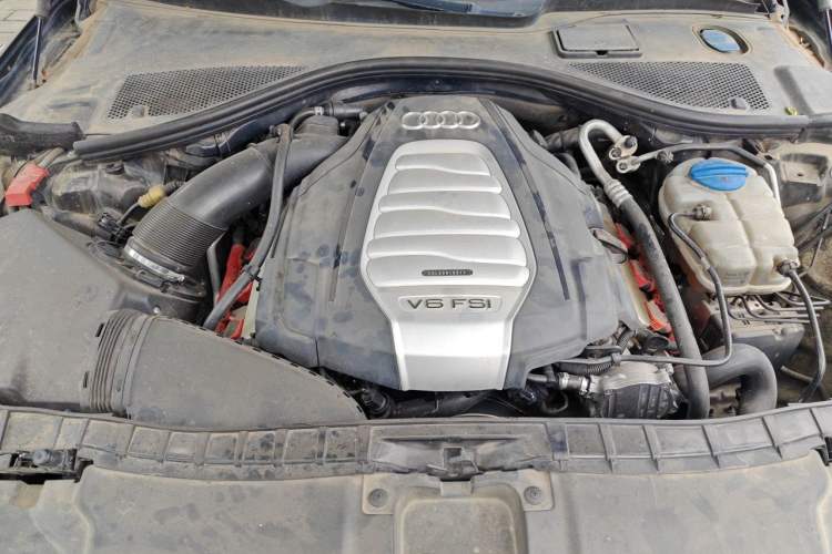 Used Audi A6L 2012 30 FSI Technology Edition Engine Bay