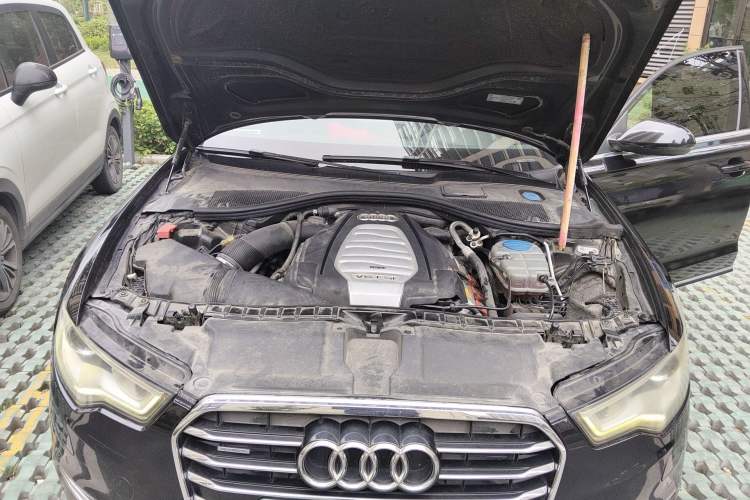 Used Audi A6L 2012 30 FSI Technology Edition Engine Bay