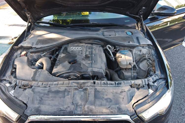 Used Audi A6L 2012 TFSI Standard Model Engine Bay