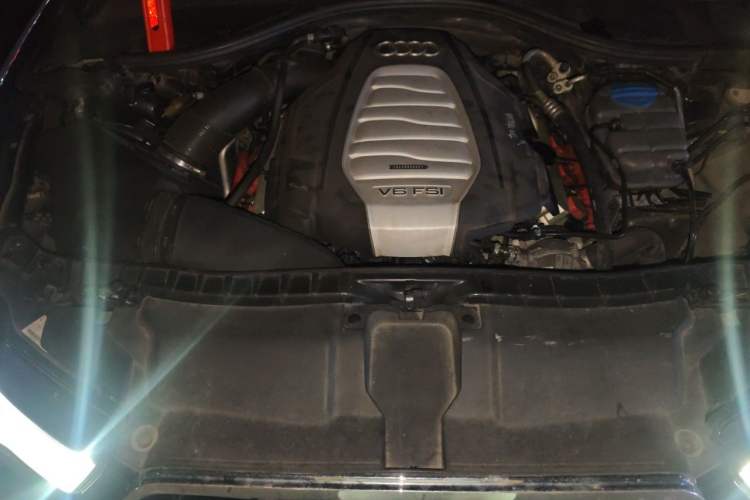 Used Audi A6L 2012 30 FSI Comfort Model Engine Bay