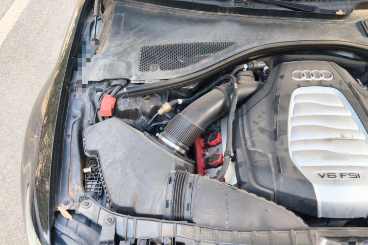 Used Audi A6L 2012 30 FSI Technology Edition Engine Bay Right