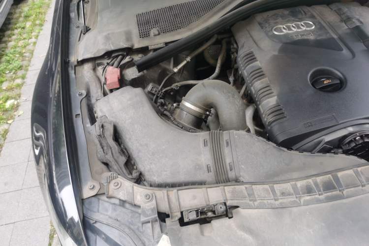 Used Audi A6L 2012 TFSI Standard Model Engine Bay Right