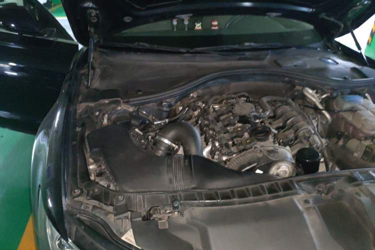 Used Audi A6L 2012 TFSI Standard Model Engine Bay Right
