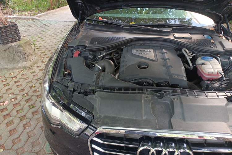 Used Audi A6L 2012 TFSI Manual Base Model Engine Bay Right