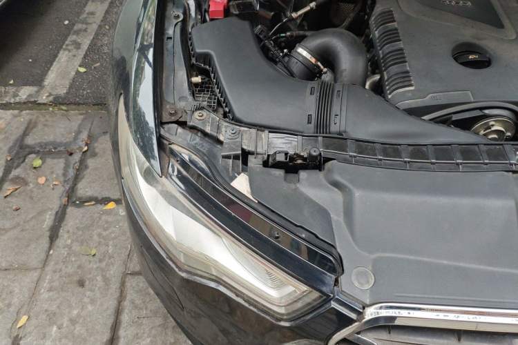 Used Audi A6L 2012 TFSI Standard Model Engine Bay Right