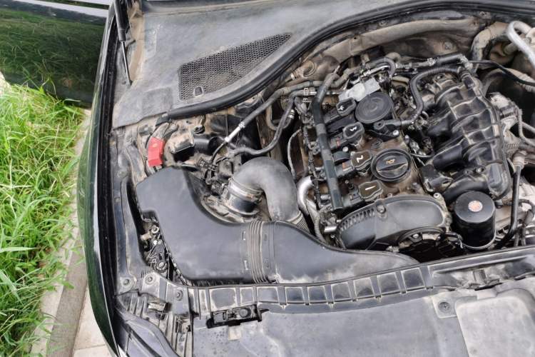 Used Audi A6L 2012 TFSI Standard Model Engine Bay Right