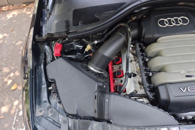 Used Audi A6L 2012 35 FSI Comfort Model Engine Bay Right