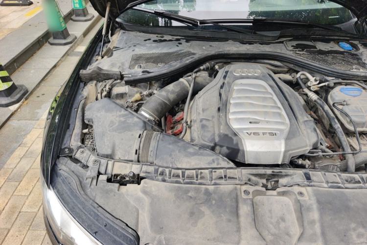 Used Audi A6L 2012 30 FSI Comfort Model Engine Bay Right