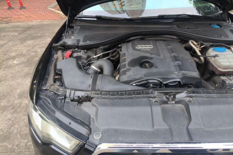 Used Audi A6L 2012 TFSI Standard Model Engine Bay Right