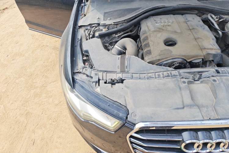Used Audi A6L 2012 TFSI Standard Model Engine Bay Right