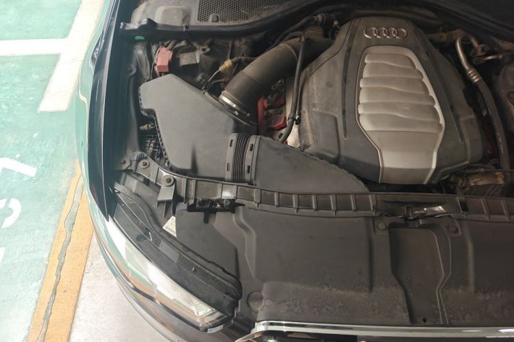 Used Audi A6L 2012 30 FSI Technology Edition Engine Bay Right