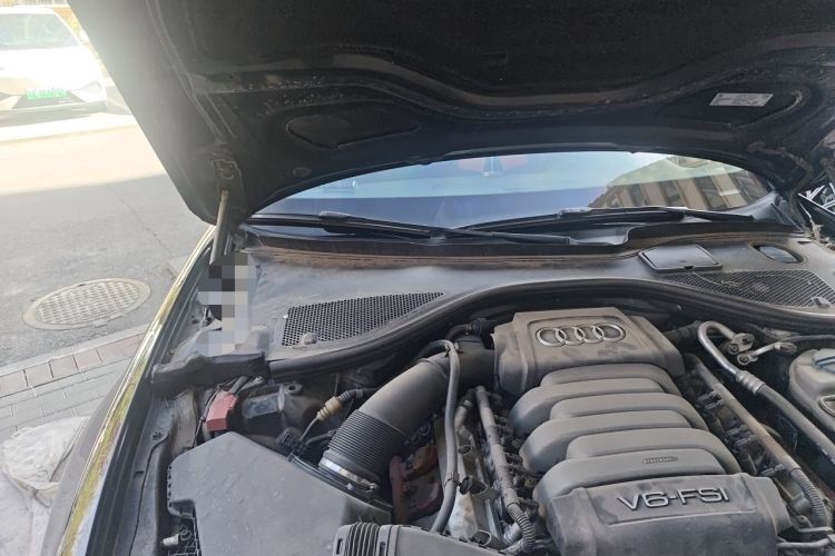 Used Audi A6L 2012 35 FSI Luxury Model Engine Bay Right