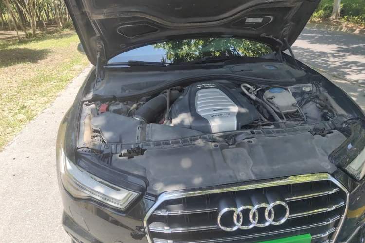 Used Audi A6L 2012 30 FSI Comfort Model Engine Bay Right