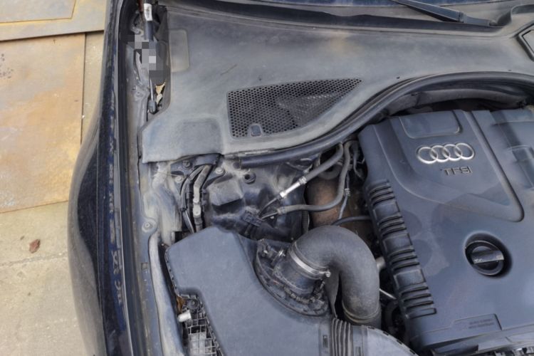 Used Audi A6L 2012 TFSI Standard Model Engine Bay Right