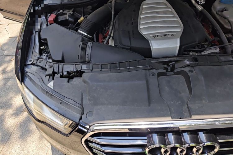 Used Audi A6L 2012 30 FSI Luxury Model Engine Bay Right