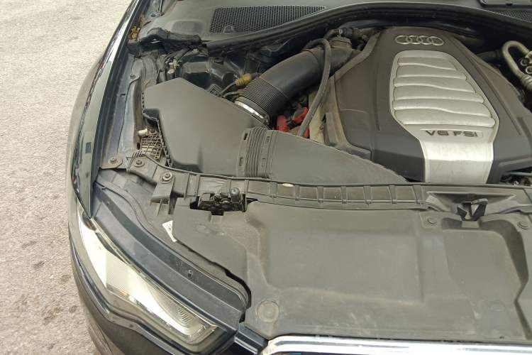 Used Audi A6L 2012 30 FSI Comfort Model Engine Bay Right