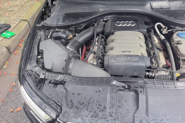 Used Audi A6L 2012 35 FSI Luxury Model Engine Bay Right