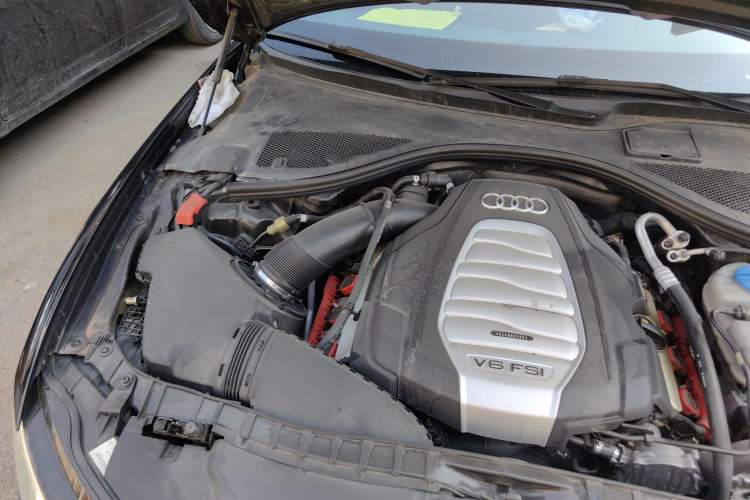 Used Audi A6L 2012 30 FSI Technology Edition Engine Bay Right