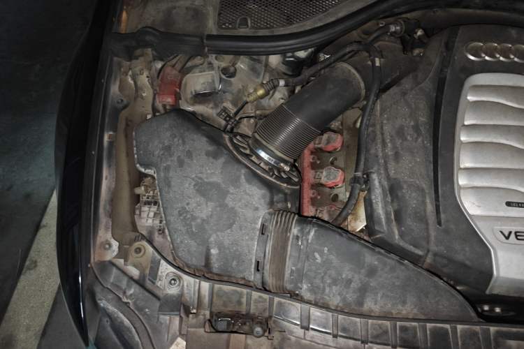 Used Audi A6L 2012 30 FSI Technology Edition Engine Bay Right