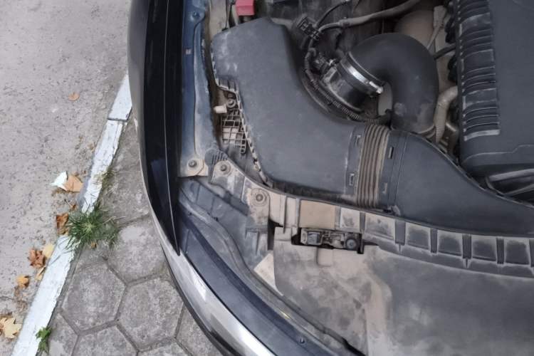 Used Audi A6L 2012 TFSI Standard Model Engine Bay Right