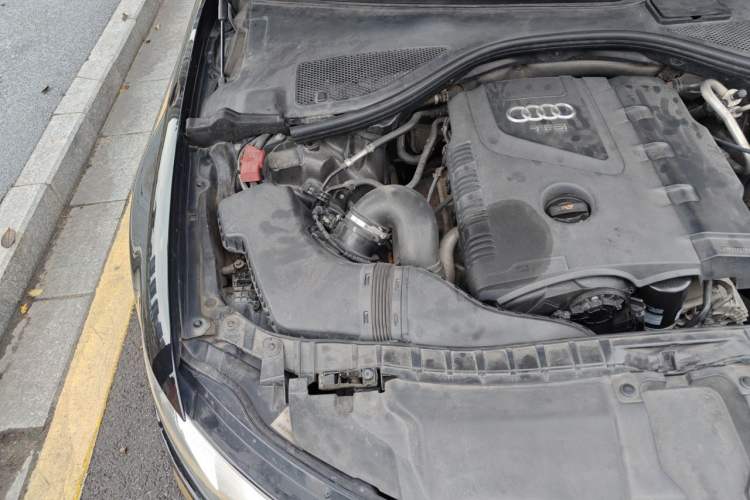 Used Audi A6L 2012 TFSI Standard Model Engine Bay Right