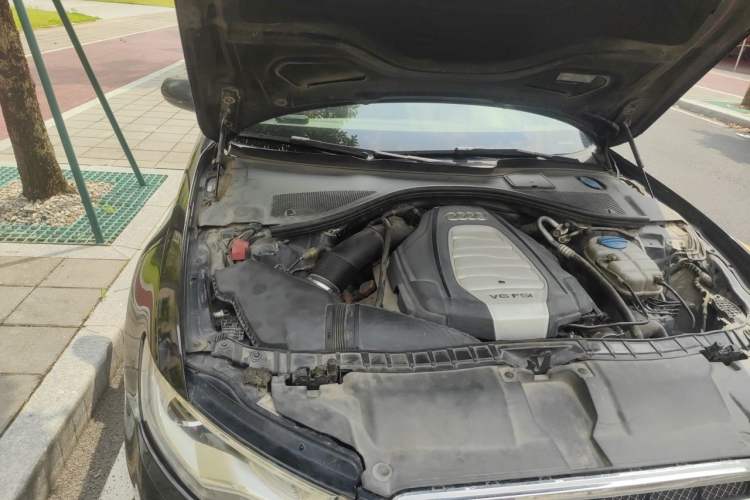 Used Audi A6L 2012 30 FSI Technology Edition Engine Bay Right
