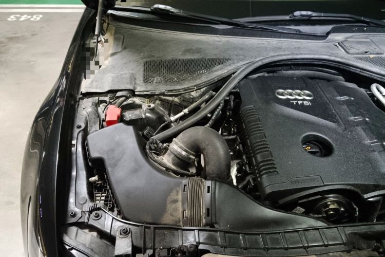 Used Audi A6L 2012 TFSI Standard Model Engine Bay Right