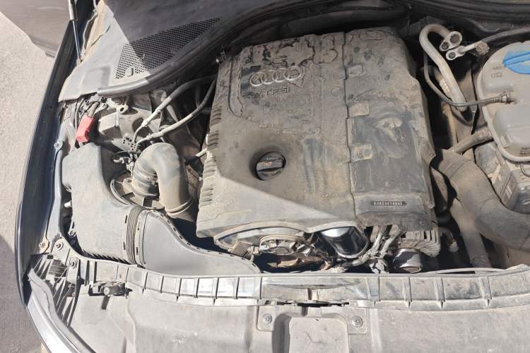 Used Audi A6L 2012 TFSI Standard Model Engine Bay Right